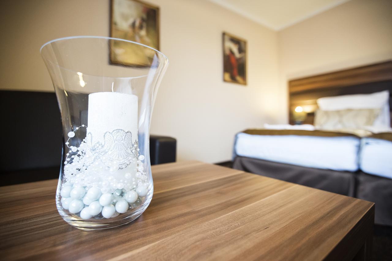Hotel Beskidian Wegierska Gorka Room photo