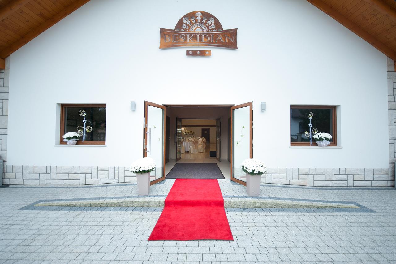 Hotel Beskidian Wegierska Gorka Exterior photo